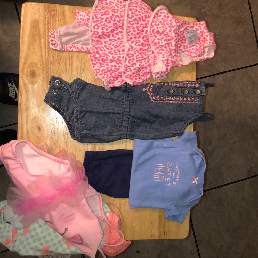 3 girl outfits and 2 bathing suits